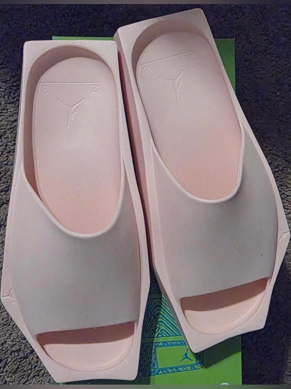 WMNS PINK JORDAN HEX SLIDE, size 9